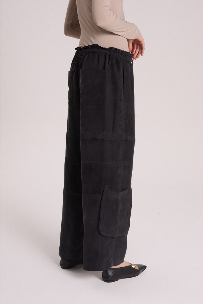 PANTALON CAPELLA NEGRO