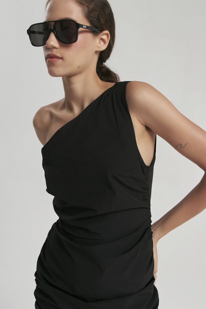 VESTIDO CORTO MARIANA NEGRO